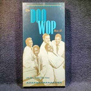 VINTAGE DOO WOP COMPACT DISC BOX SET ( NUMBER 2 ) WITH 101 MUSIC SELECTIONS